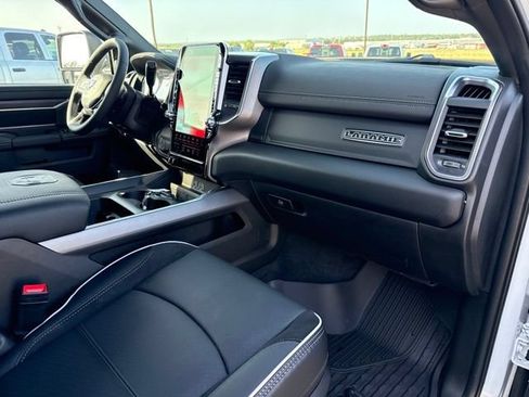 New 2026 RAM 3500 Laramie AWD/4WD image 12