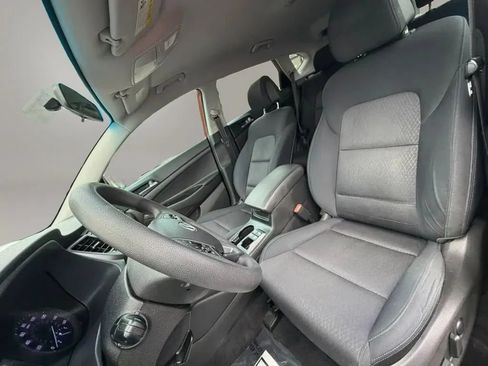 Used 2016 Hyundai Tucson SE w/ Option Group 02 FWD image 12