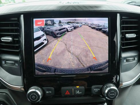 New 2026 RAM 1500 Express AWD/4WD image 17