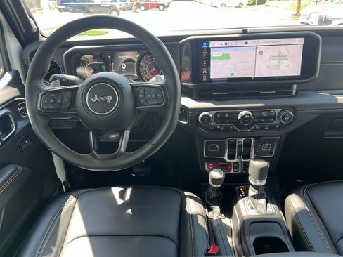 Used 2024 Jeep Wrangler Unlimited Rubicon 392 AWD/4WD image 20