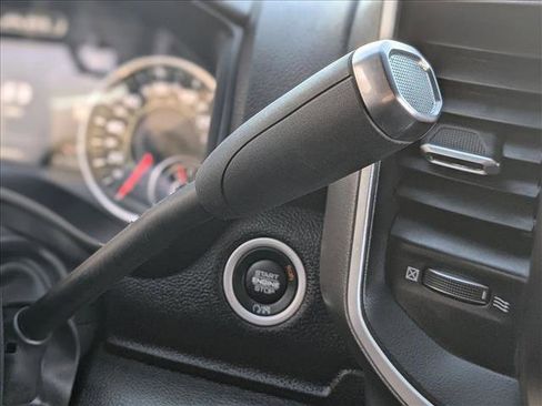 Used 2022 RAM 2500 Big Horn w/ Level C Equiment Group image 11