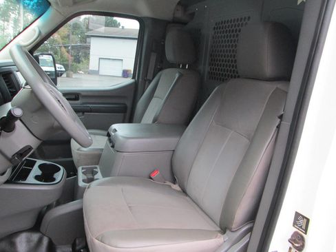 Used 2019 Nissan NV 2500 SV image 12