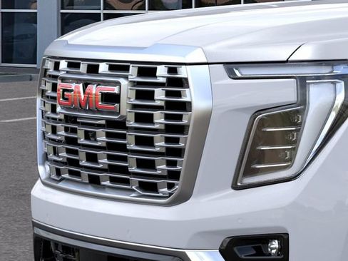 New 2026 GMC Yukon XL Denali w/ Denali Reserve Package AWD/4WD image 13