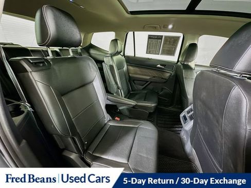 Used 2023 Volkswagen Atlas SE w/ Panoramic Sunroof Package image 29