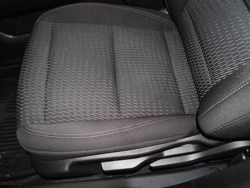 Used 2025 Chevrolet Equinox LT image 22