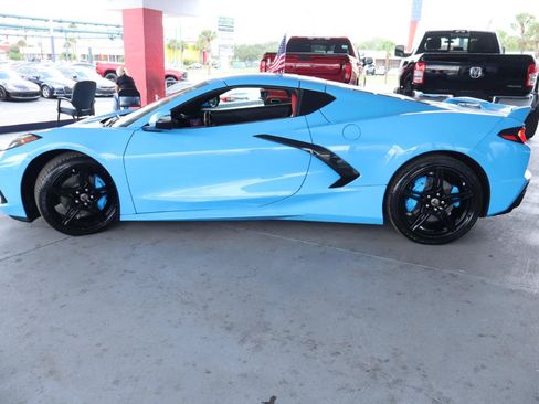 Used 2021 Chevrolet Corvette Stingray Coupe w/ 1LT RWD image 10