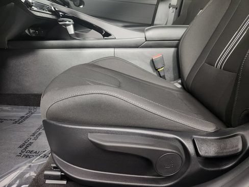 Certified 2026 Hyundai Elantra SEL Sport Premium FWD image 12