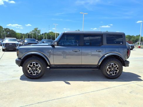 Used 2024 Ford Bronco Outer Banks AWD/4WD image 9