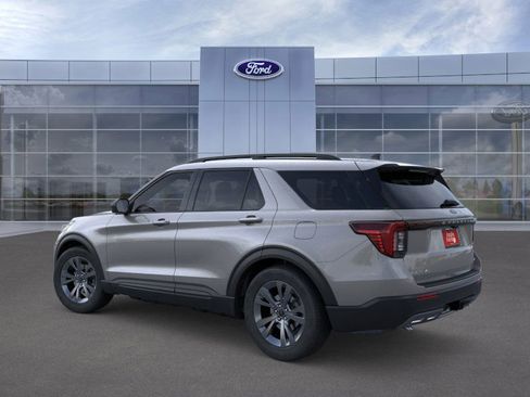 New 2026 Ford Explorer Active w/ Active Comfort Package image 4