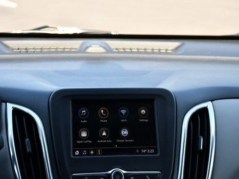 Used 2019 Chevrolet Equinox LS w/ LS Convenience Package image 19