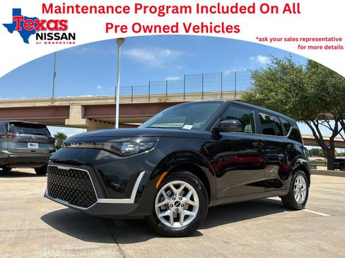 Used 2025 Kia Soul LX w/ LX Technology Package FWD image 1