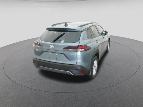 New 2026 Toyota Corolla Cross LE image 8