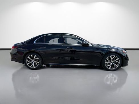 Used 2024 Mercedes-Benz E 350 4MATIC Sedan image 6