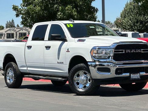 Used 2019 RAM 2500 Tradesman AWD/4WD image 2