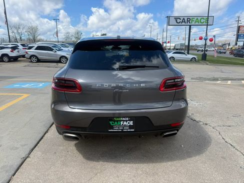 Used 2018 Porsche Macan Sport Edition image 11