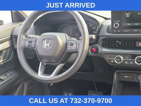 Used 2024 Honda CR-V EX image 17