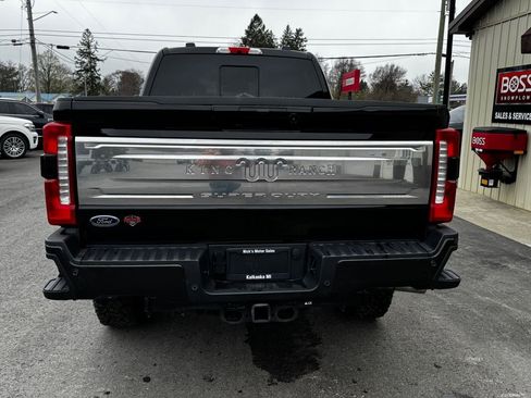Used 2025 Ford F250 King Ranch w/ Tremor Off-Road Package AWD/4WD image 4