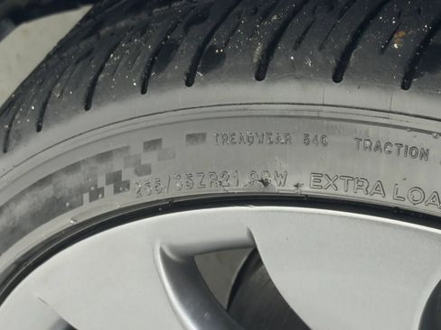 Used 2023 Tesla Model Y Performance AWD/4WD image 97