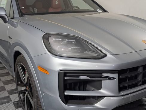 New 2026 Porsche Cayenne S AWD/4WD image 15