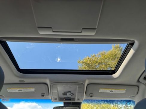 Used 2020 Chevrolet Tahoe Premier image 30