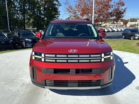 Used 2025 Hyundai Santa Fe SEL image 3