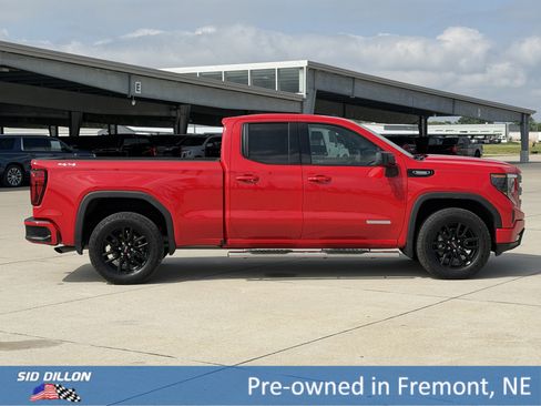 Used 2024 GMC Sierra 1500 Elevation AWD/4WD image 3