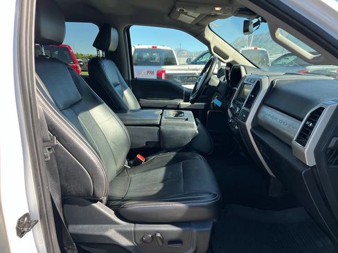 Used 2021 Ford F350 Lariat w/ Lariat Value Package AWD/4WD image 15