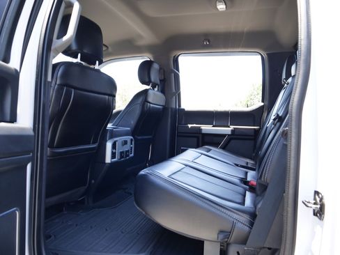 Used 2020 Ford F250 Lariat w/ Lariat Ultimate Package AWD/4WD image 36