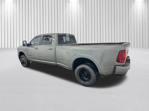 New 2026 RAM 3500 Limited AWD/4WD image 7