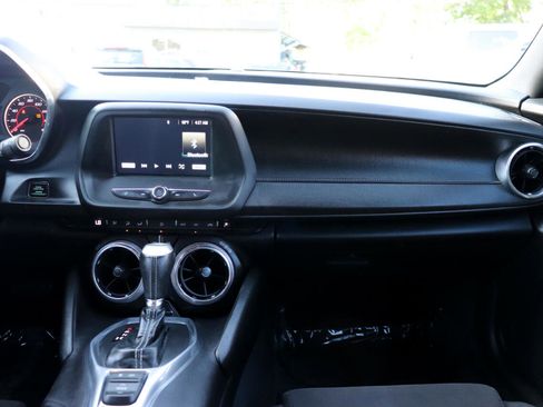 Used 2018 Chevrolet Camaro LT w/ RS Package image 18