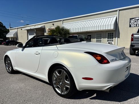 Used 2004 Lexus SC 430 Convertible image 8