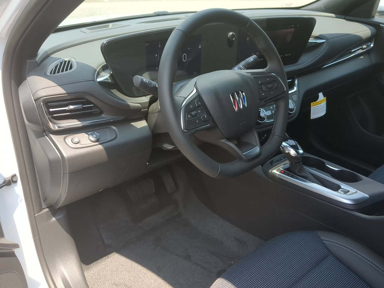 New 2026 Buick Envista Sport Touring w/ Convenience I Package FWD image 10