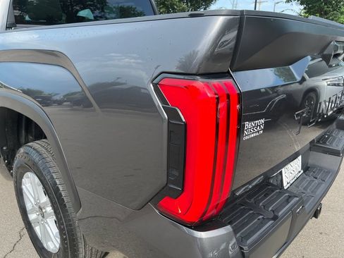 Used 2025 Toyota Tundra SR5 AWD/4WD image 41