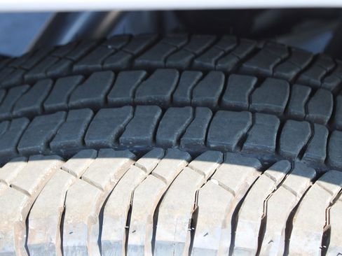 Used 2024 GMC Sierra 3500 Pro w/ Convenience Package image 31