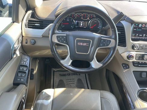 Used 2019 GMC Yukon SLT w/ Open Road Package image 15