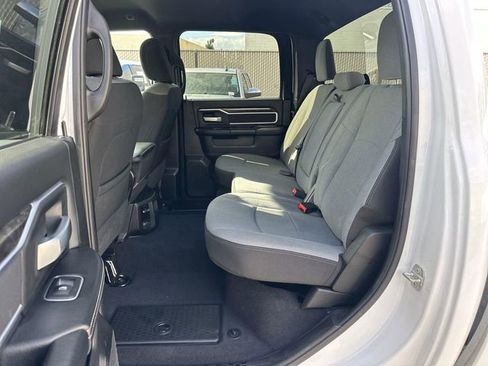 Used 2024 RAM 3500 Big Horn image 23