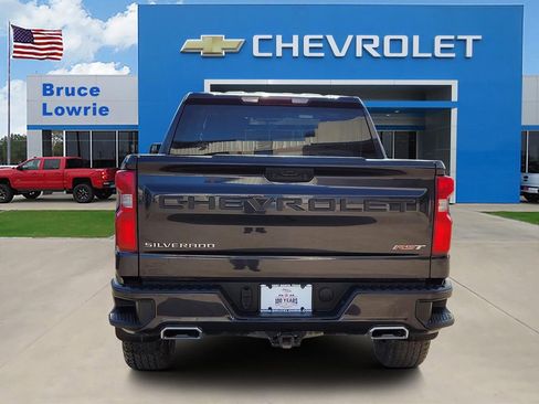 Used 2023 Chevrolet Silverado 1500 RST AWD/4WD image 5