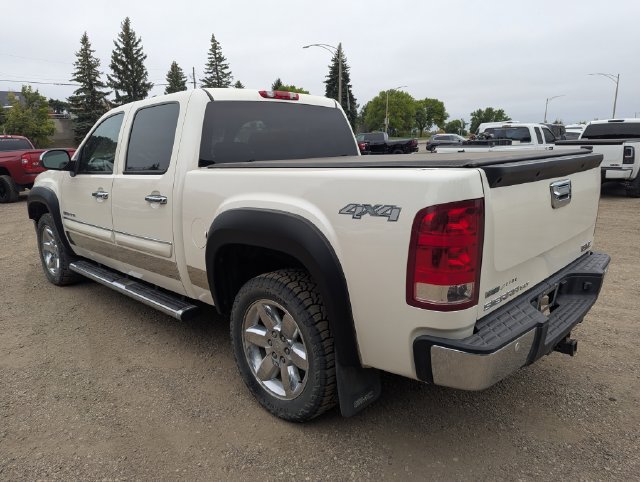 Used 2012 GMC Sierra 1500 SLT w/ SLT White Diamond Edition AWD/4WD image 15