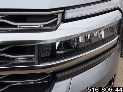 Used 2024 Ford Expedition Platinum AWD/4WD image 8