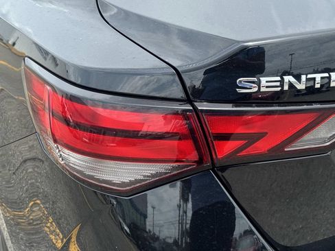 Used 2024 Nissan Sentra SV FWD image 10