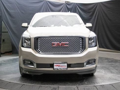 Used 2016 GMC Yukon Denali w/ Open Road Package image 4