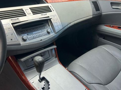 Used 2005 Toyota Avalon XL FWD image 12
