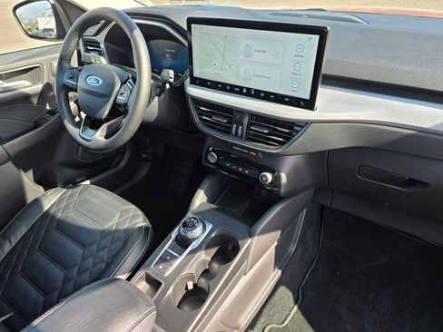 Used 2024 Ford Escape SE w/ PHEV Premium Package FWD image 12