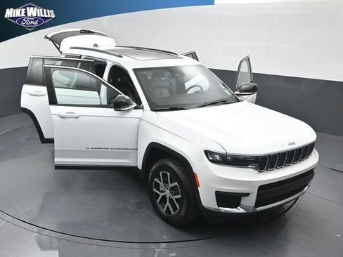 Used 2025 Jeep Grand Cherokee L Limited w/ Trailer Tow Package image 25