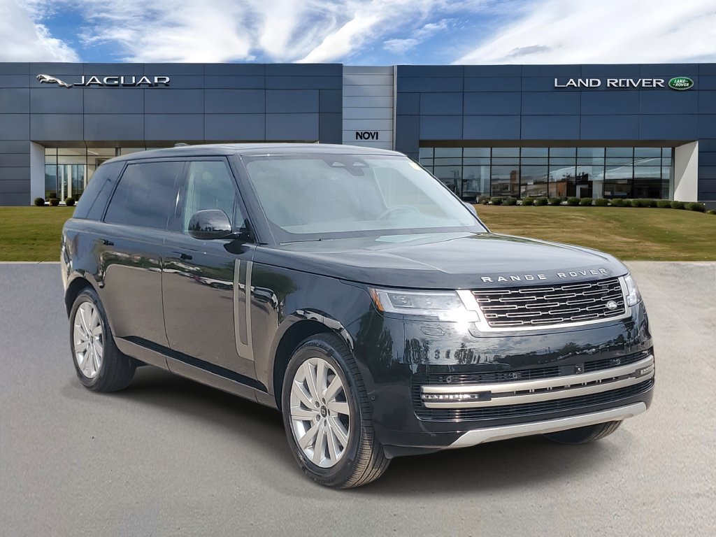 New 2027 Land Rover Range Rover Long Wheelbase SE AWD/4WD image 2