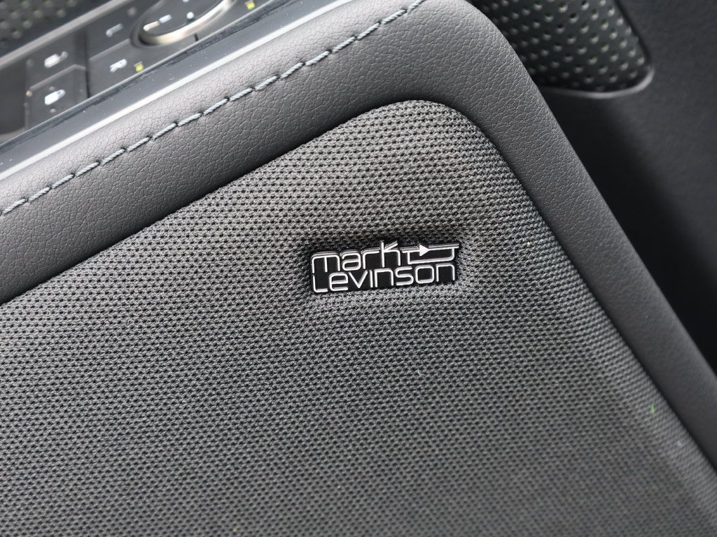 Used 2025 Lexus GX 550 AWD/4WD image 14