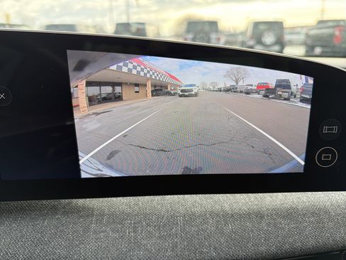 Used 2023 Lucid Air Pure image 15