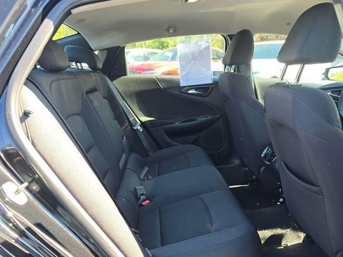 Used 2024 Chevrolet Malibu LT w/ Midnight Edition FWD image 11