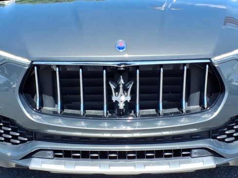 Used 2018 Maserati Levante S GranLusso AWD/4WD image 14