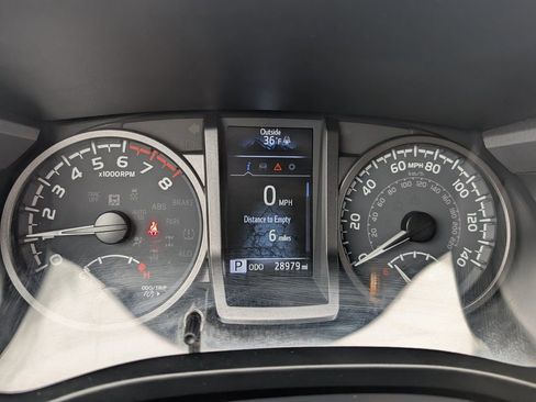 Used 2023 Toyota Tacoma TRD Sport AWD/4WD image 27
